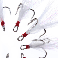 Zanlure 10pcs/lot Treble Feather Fishing Baits Hooks Crank Lure Accessories