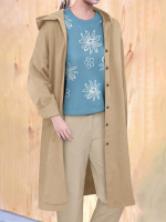 Stevige trenchcoat met capuchon, lange mouwen en knopen
