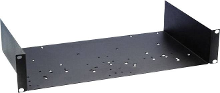 Adam Hall mit Lochbild Rackplank 2 HE
