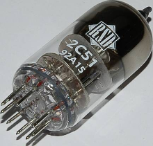 BTB Vertrieb 2 C 51 = 6 N 3 Elektronenbuis Dubbeltriode 130 V 7.6 MA Aantal polen: 9 Fitting: Noval 1 stuk(s)