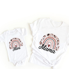 Mijn Hummeltje Mini Fashion™   Mama & Dochter   Matchende Shirt & Romper Wit   Regenboog Met Print / Baby's 30   (0 3 maanden) | Educatief Speelgoed