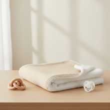 Mijn Hummeltje SnuggleBear – Premium Dikke & Zachte Baby Deken Haver | Educatief Speelgoed