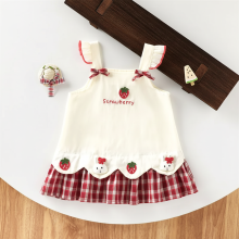 Mijn Hummeltje BerryBloom – Lief & Comfortabel – Meisjes Jurk met Aardbei en Konijntje Patch 110 (3–4 jaar) | Educatief Speelgoed