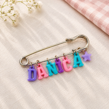 Mijn Hummeltje Personalized Charm Pin – Persoonlijk & Stijlvol – Naam Broche Paarse Ster | Educatief Speelgoed