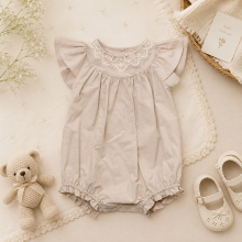 Mijn Hummeltje Vintage Rompers – Tijdloos & Zacht – Baby Jumpsuit 80 (3–6 maanden) / Vintage kanten fladder | Educatief Speelgoed