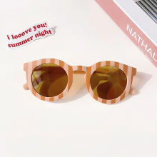 Mijn Hummeltje Colorful Kids Sun Shades – UV bescherming & Stijlvol – Kinder Zonnebril Perzik Strepen / 0 8 Jaar | Educatief Speelgoed