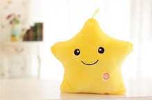 Mijn Hummeltje Glow Star Pillow™ – Sterrenpret in bed – Lichtgevend Knuffel kussen Gele Ster | Educatief Speelgoed