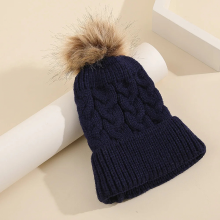 Mijn Hummeltje Mini Fashion™   Eigen lettertype   Muts met pompon Marineblauw / 10 | Educatief Speelgoed
