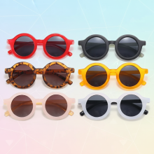 Mijn Hummeltje Kids Sunglasses Set – UV bescherming & plezier – Kinder Zonnebrillen Retro Rond (Set van 6) | Educatief Speelgoed