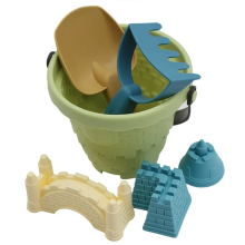 Mijn Hummeltje Beach Bucket Set™ – Zintuiglijk Zomerspel – Strandemmer met accessoires Groen Zandkasteel | Educatief Speelgoed