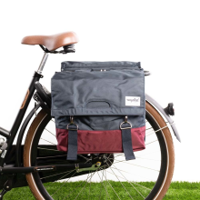 Urban Proof Dubbele fietstas 40L Recycled   Bordeauxrood/Grijs