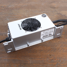 AQ TRON Hoogfrequent Acculader 48V 25A   WET