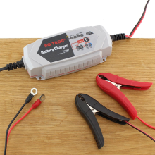 AQ TRON AQ2000 Acculader/ Druppellader 6V en 12V