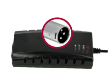 BMZ fiets acculader 29.4V 4A XLR 3 polig