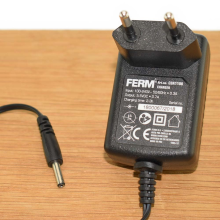 Ferm CDA1108 Charger Adapter 5,5V met DIN plug