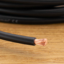 Accukabel zwart 10mm² per meter   Enkel geïsoleerd
