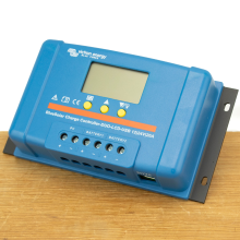Victron BlueSolar PWM DUO   LCD   USB 12/24V 20A