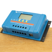 Victron Energy BlueSolar PWM 48V 30A LCD   USB