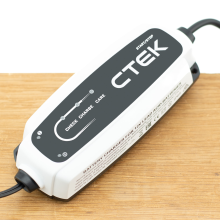 Ctek CT5 Start/Stop (12V / 0,5A   3,8A)