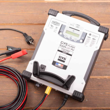 Acculader met voeding GYSFLASH 53.24 CNT FV 5M
