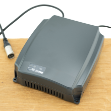 Cellpower Acculader 24V 6A   Lithium