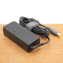 Lenovo Laptop lader AC Adapter 65W 7,9 x 5,5 mm
