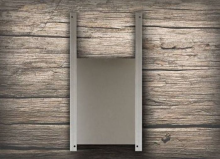 ChickenGuard aluminium luik Small met 2 alu rails   23 x 30 cm
