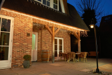 Blokker.Nl Anna's Collection   ijspegelverlichting   L720 x B60 cm   72 lichtstrengen   360 warm witte ledlampjes   met timer