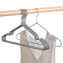Wit label verpakking met 20 premium metalen kledinghangers met rubbercoating, antislip, slank profiel, grijze afwerking voor pakken, broeken en jassen
