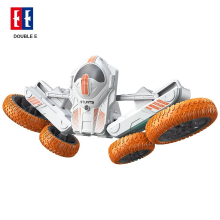 DOUBLE E RC Stuntauto, 2,4GHz afstandsbediening met 360° spins en salto's, LED lichten en muziek, rijdt aan beide kanten, oplaadbare terreinwagen speelgoed cadeau voor kinderen vanaf 6 jaar