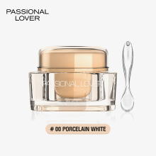 Passional Lover fluweelzachte crèmefoundation # 00 porseleinwit 30 g