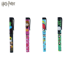 Warner Bros 4 delige Harry Potter Pennenset Officieel Gelicenseerd Schattige Chibi personages Tovenaarwereld Verzamelaarsartikel en Kantoorcadeau