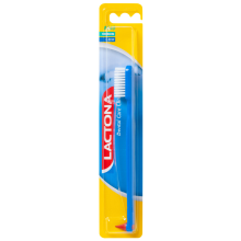 2+2 Gratis: Lactona Tandenborstel M40 Medium