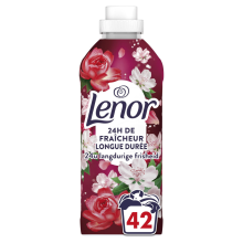 2+2 Gratis: Lenor Wasverzachter Jasmijn en Rose de Mai 42 Wasbeurten 882 ml
