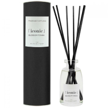 The Olphactory   Geurstokjes Iconic Blossom Tonka 100 ml