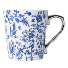 Heinen Delfts Blauw Mok Bonte Familie met zilveren oortje 300 ml