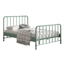 Leen Bakker   Vipack Bed Bronxx Olijfgroen 140x200cm   Bedden   Groen   Metaal   Vipack
