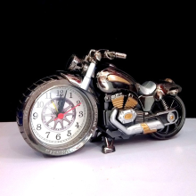 Loskii 3d Home Decorative Motorcycle Alarm Plastic Cool Clock Birthday Gift Random Color