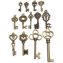 Meco 13pcs Antique Vintage Old Look Skeleton Key Lot Set Pendant Heart Bow Lock Steampunk Jewel