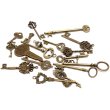 Meco 18pcs Antique Vintage Old Look Skeleton Key Lot Pendant Heart Bow Lock