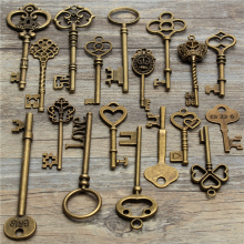 Meco 18pcs Antique Vintage Old Look Skeleton Key Lot Pendant Heart Bow Lock Steampunk